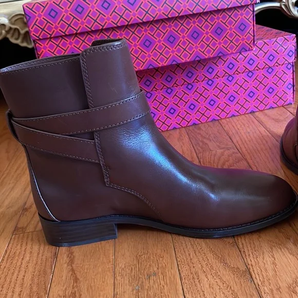 Tory Burch Brown Ankle Boots - Picture 13 of 16